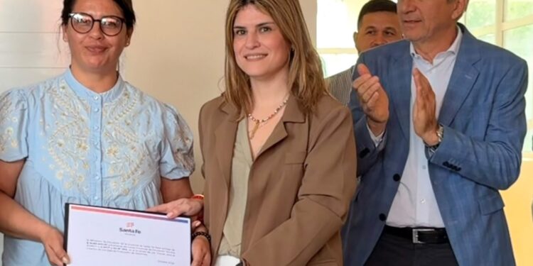 Charo Mancini destacó las inversiones educativas y el trabajo conjunto en Las Toscas.