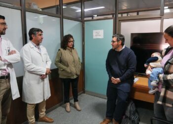 Salud: el Hospital Alassia realizó una cirugía inédita en Santa Fe que evitó una traqueostomía a un recién nacido.