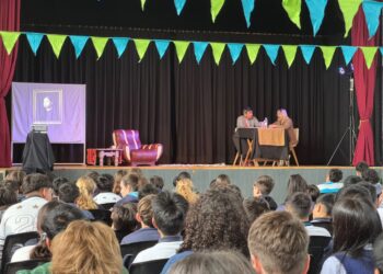 VILLA OCAMPO: ESTUDIANTES REFLEXIONARON SOBRE EL BULLYING Y LA DISCRIMINACIÓN A TRAVÉS DEL TEATRO.