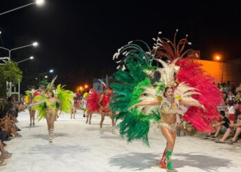 VILLA OCAMPO, LAS TOSCAS Y FLORENCIA INVITAN A PARTICIPAR DEL TALLER REGIONAL DE CARNAVAL.
