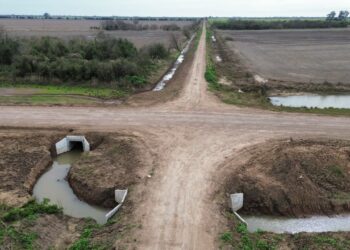 Prevención ante “El Niño”: la gestión de Pullaro reforzó la seguridad hídrica en 92 de 100 localidades con riesgo.